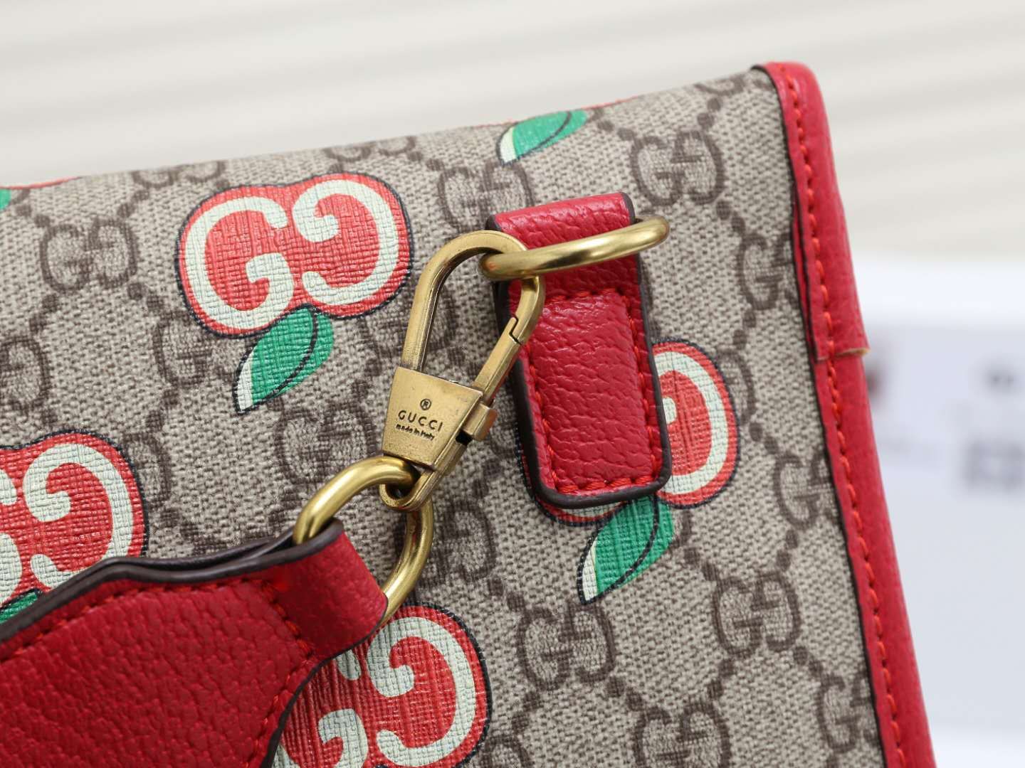 Gucci Kids GG Supreme Apple Print Belt Bag - Beige & Red Canvas