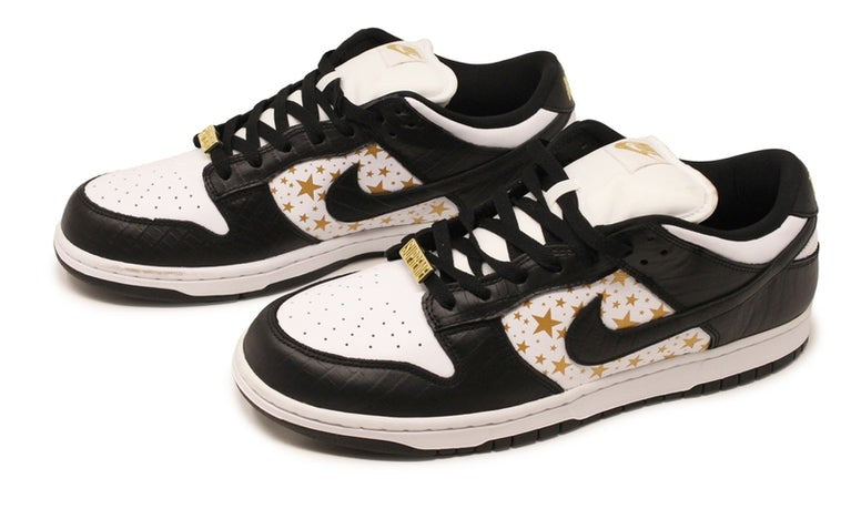 Supreme X Nike SB Dunk Low Stars Black