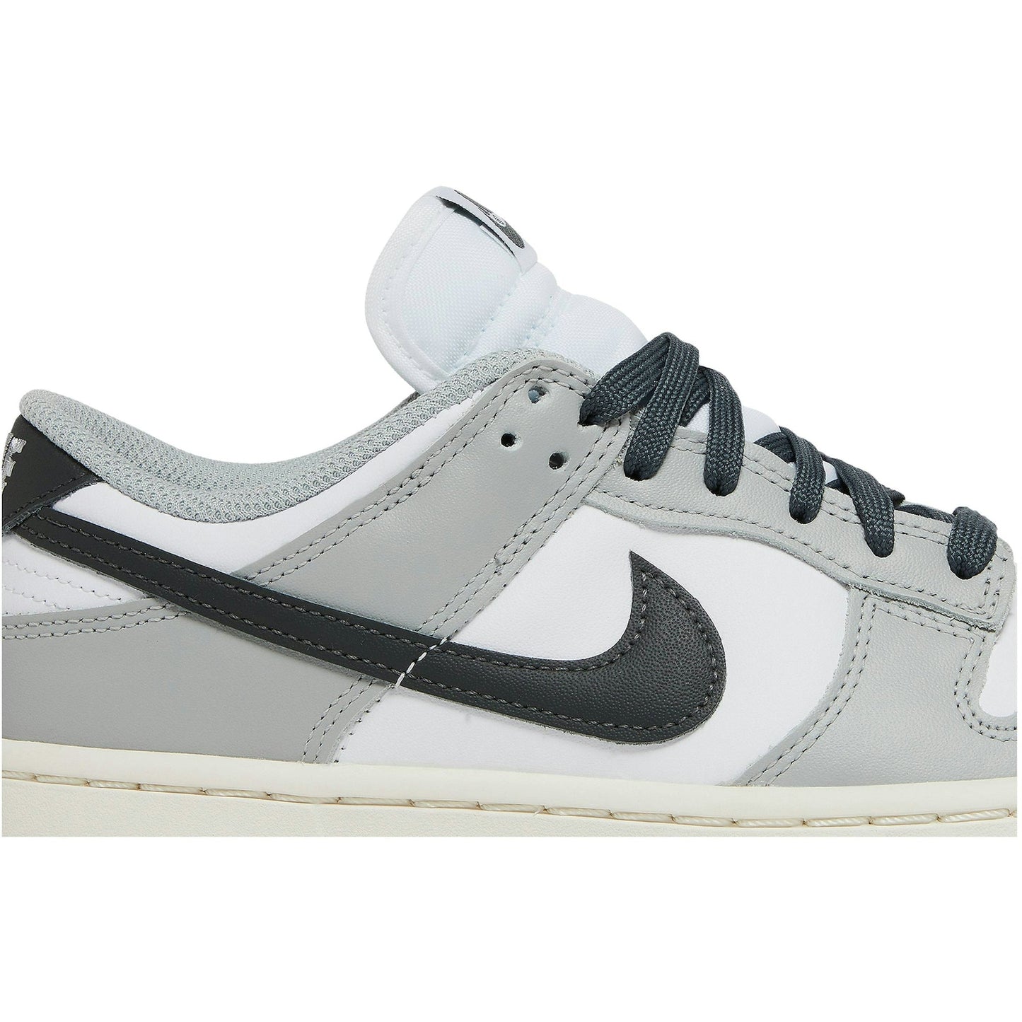 ( Women ) Nike Dunk Low 'Light Smoke Grey' DD1503-117