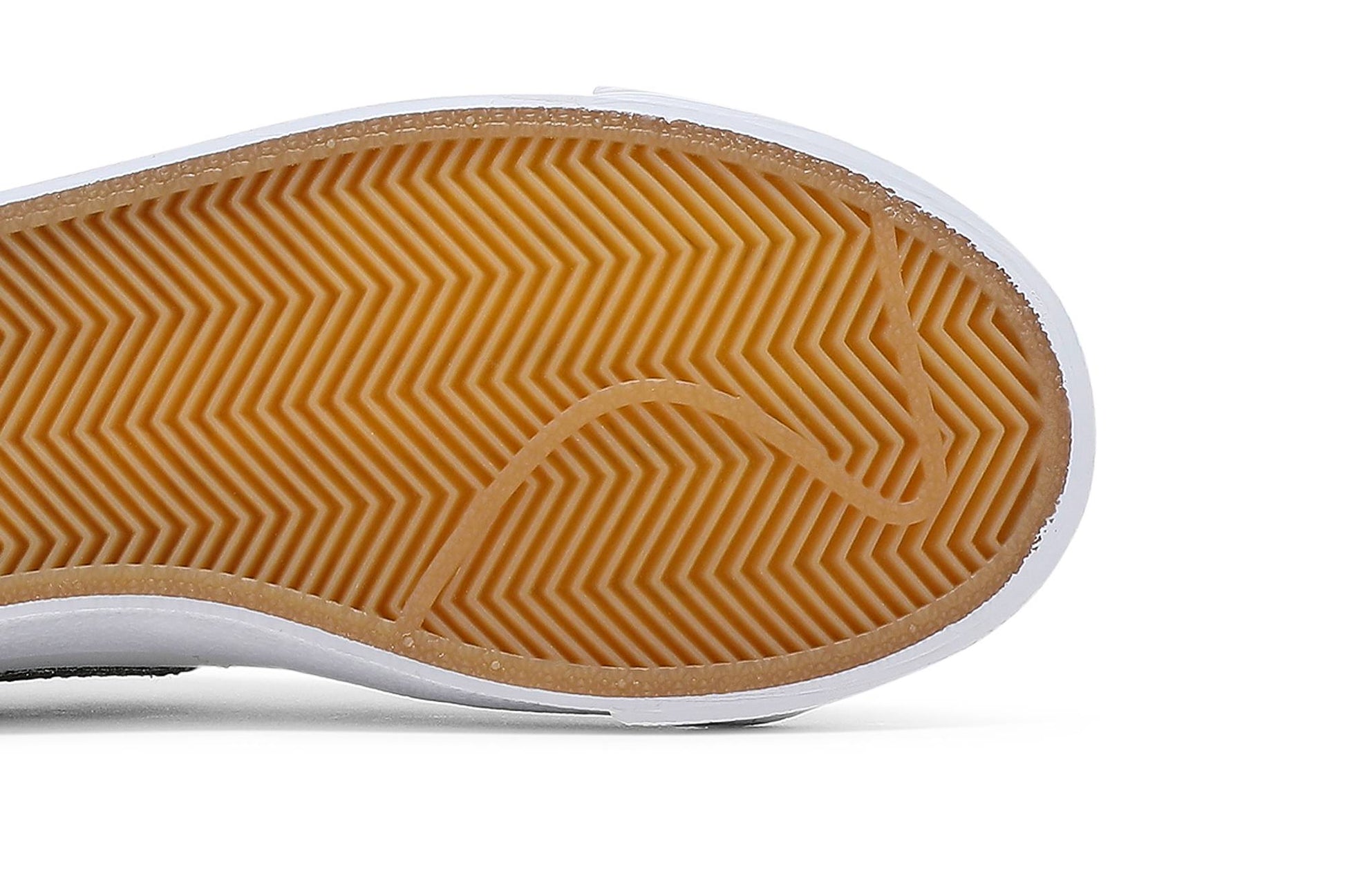 ( Grade School ) Nike Blazer Low '77 'The World Is Your Playground' DJ5201-106