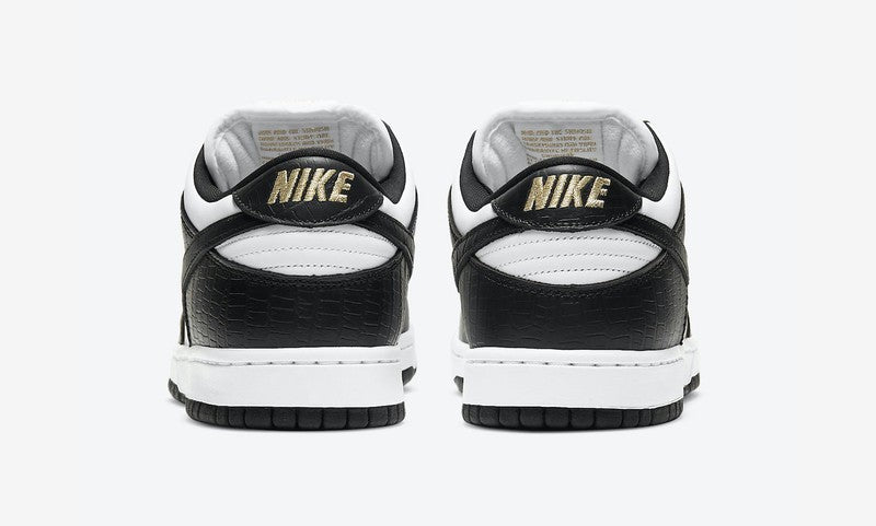 Supreme X Nike SB Dunk Low Stars Black