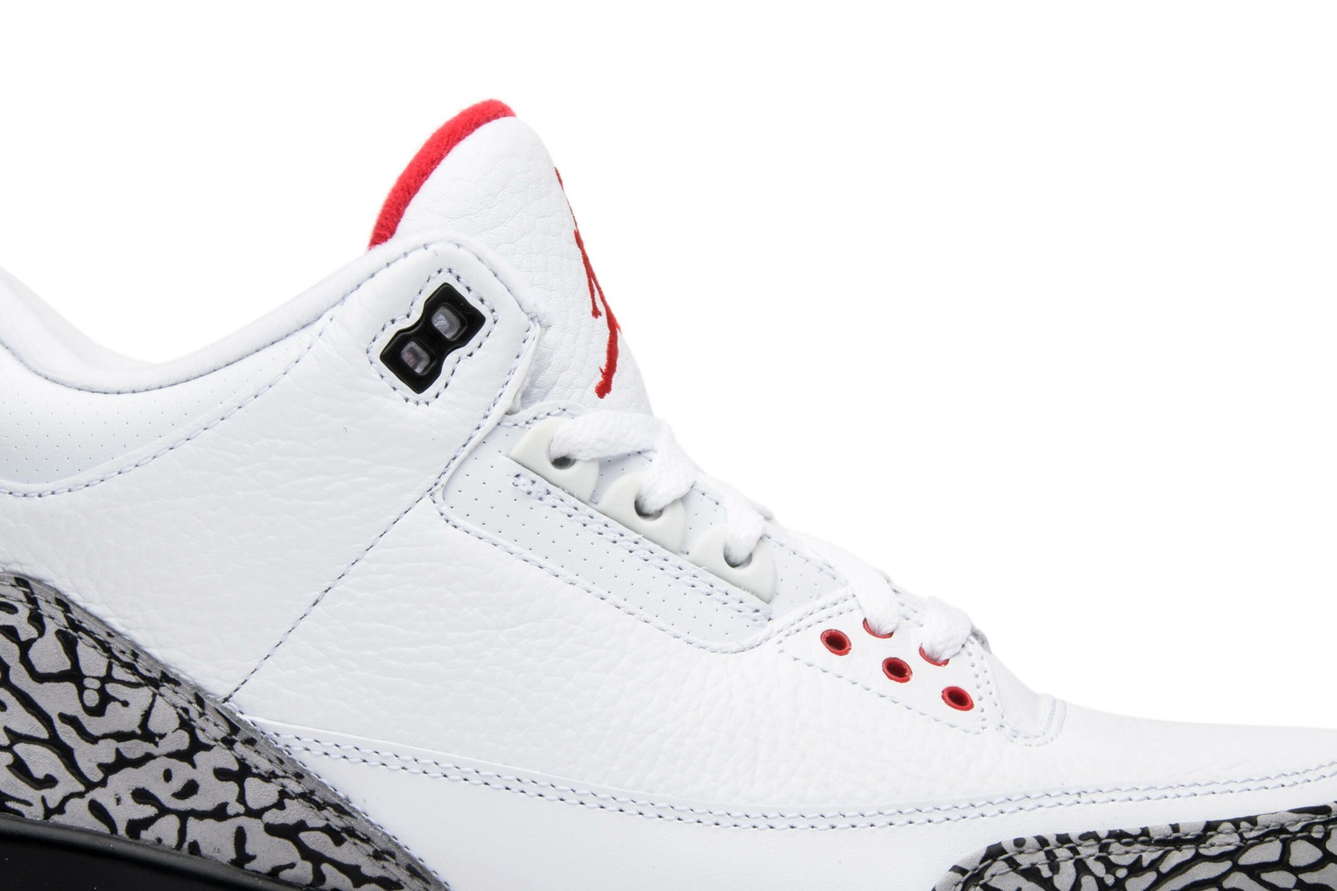Air Jordan 3 Retro White Cement 2011 136064-105