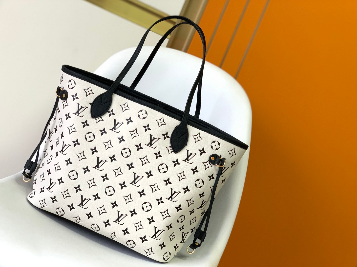 Louis Vuitton Black and White Monogram Print Leather Tote Bag Classic Shoulder Purse