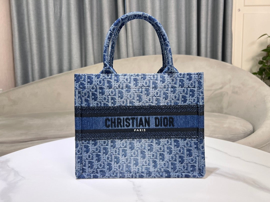 Christian Dior Medium Book Tote Blue Dior Oblique Embroidery