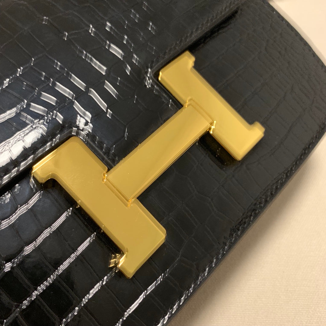 Luxury Black Crocodile Embossed Crossbody Bag with Gold H Buckle