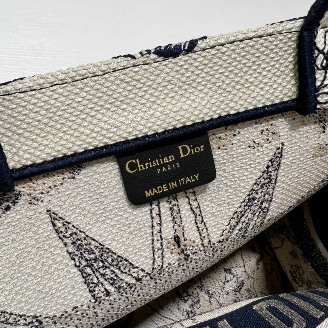Dior Elegant Black and White Embroidered Star Canvas Tote Handbag