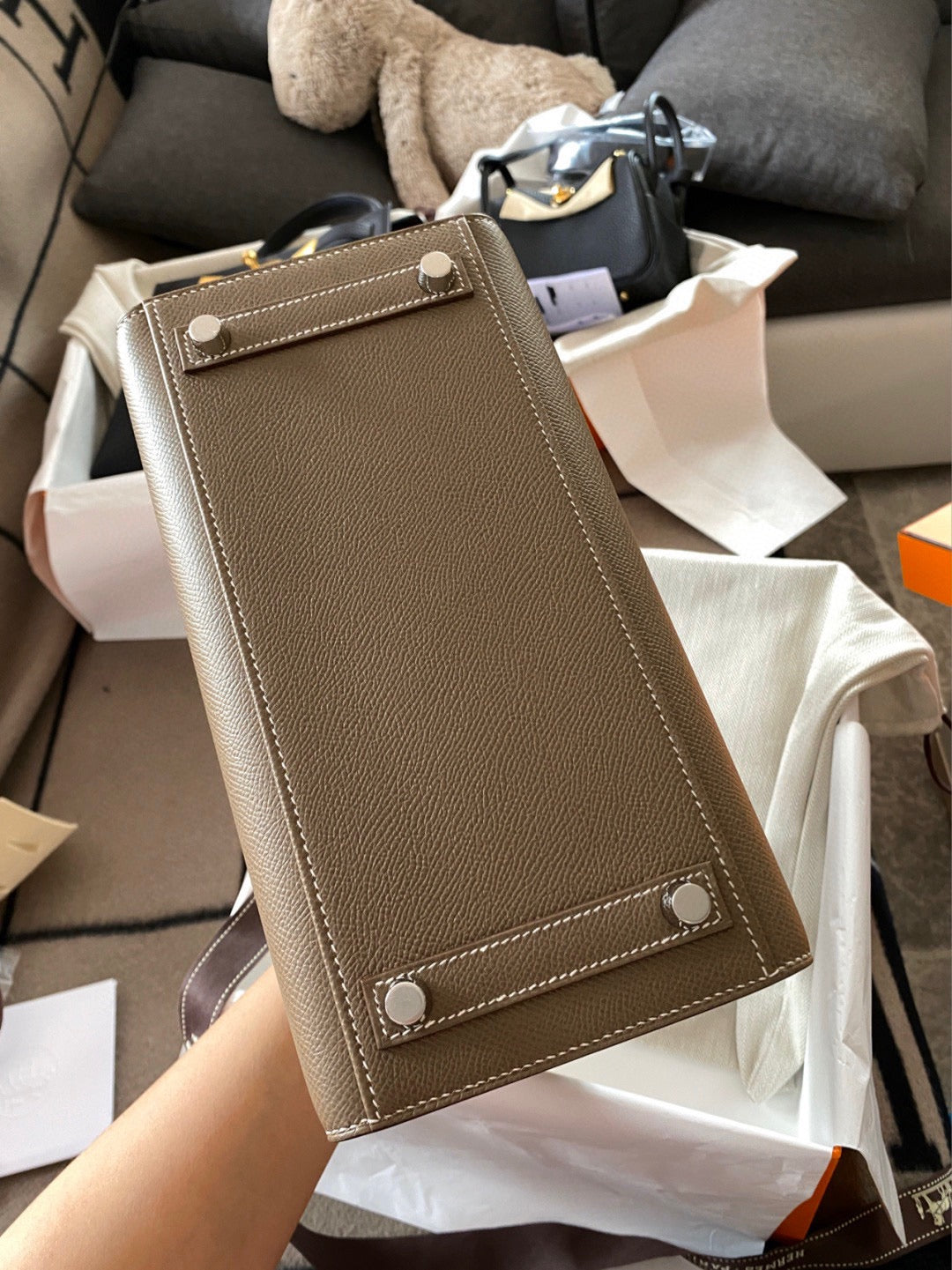 Hermès Birkin Handbag in Taupe Grained Leather with Palladium Hardware and Rodeo Horse Charm
