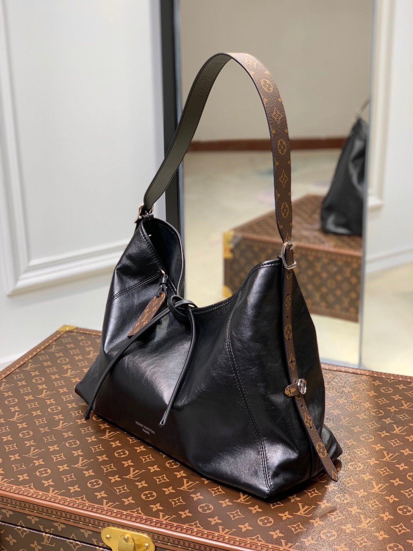 Louis Vuitton Classic Black Leather Hobo Bag with Detachable Monogram Pouch