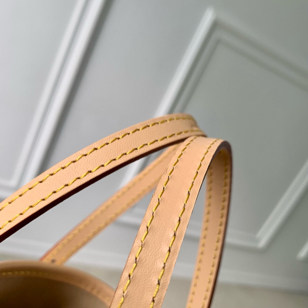 Louis Vuitton Elegant Monogram Pattern Canvas Bucket Bag with Leather Handle
